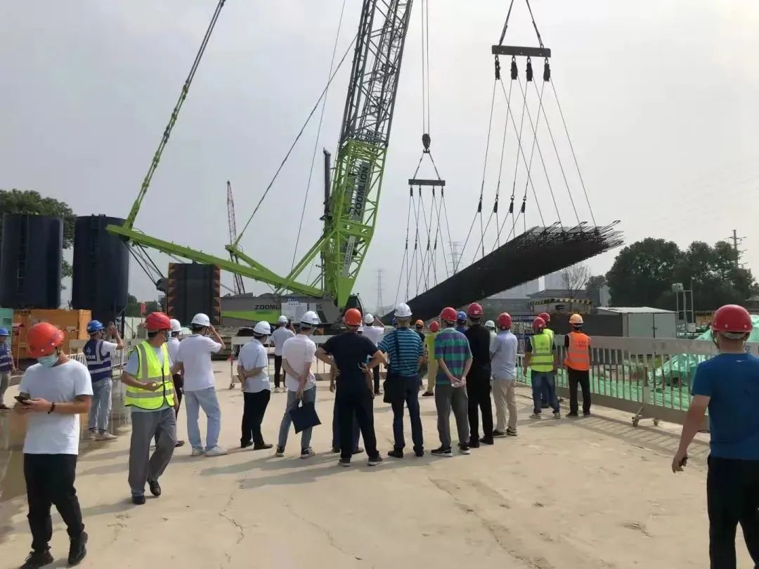 ������֮�� | �Ϻ�Զ����������רҵʩ�����Ÿ޹���ͨ������2300������������ê�ֻ��������о�ȡ��Բ���ֳɣ���������������������